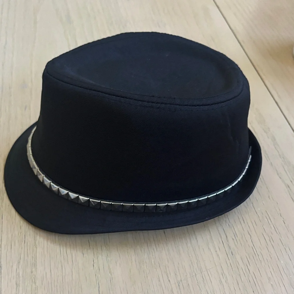 Black Fedora Hat with Studded Band - Picture 3 of 9